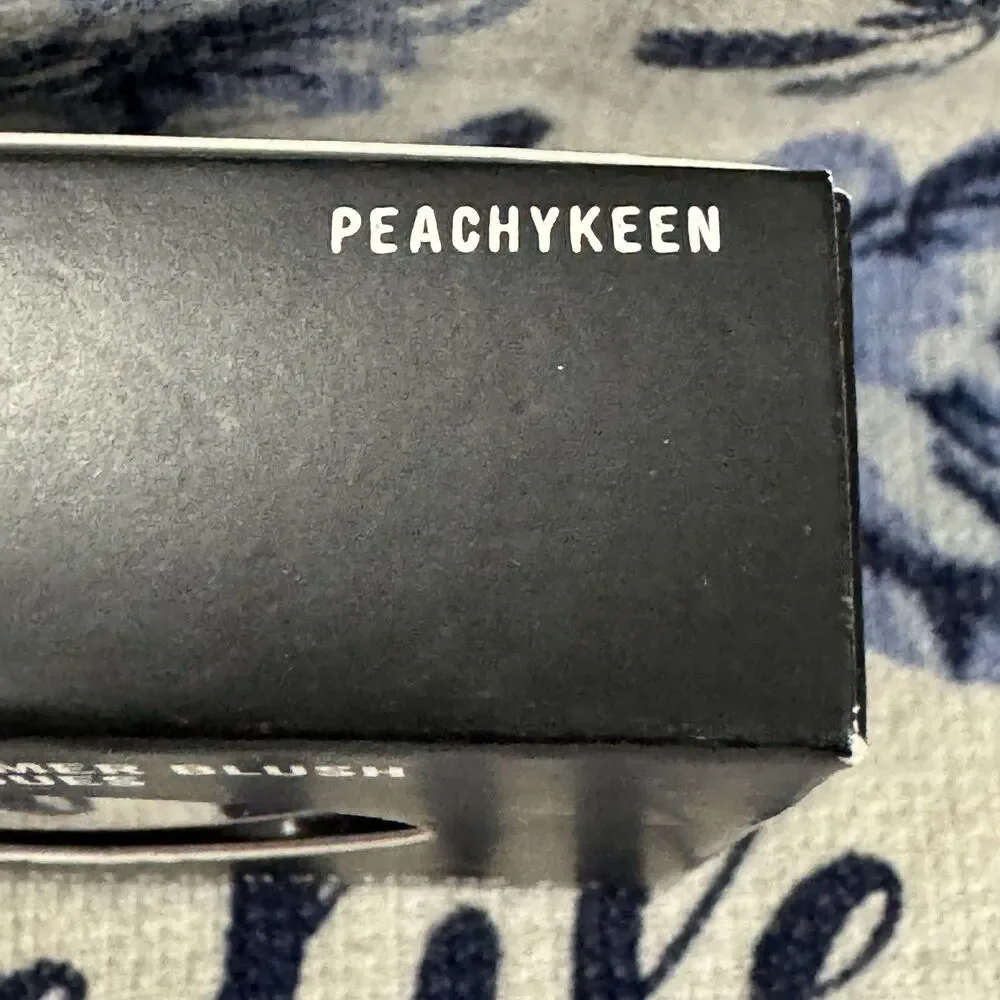 MAC Sheertone Shimmer Blush - Peachykeen - Full Size 0.21oz / 6g - NIB